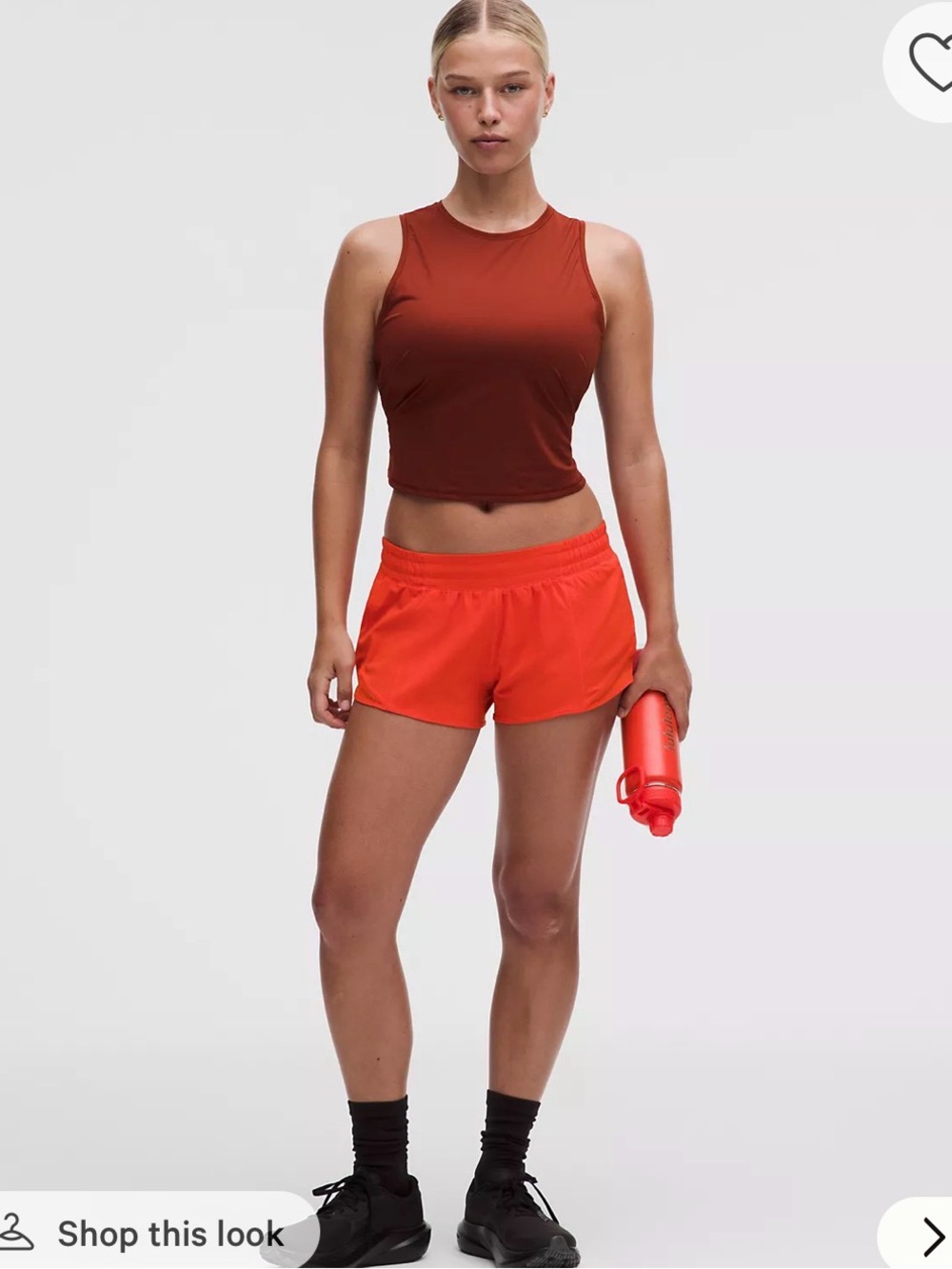 Lululemon Hotty Hot LR Short 2.5” lined